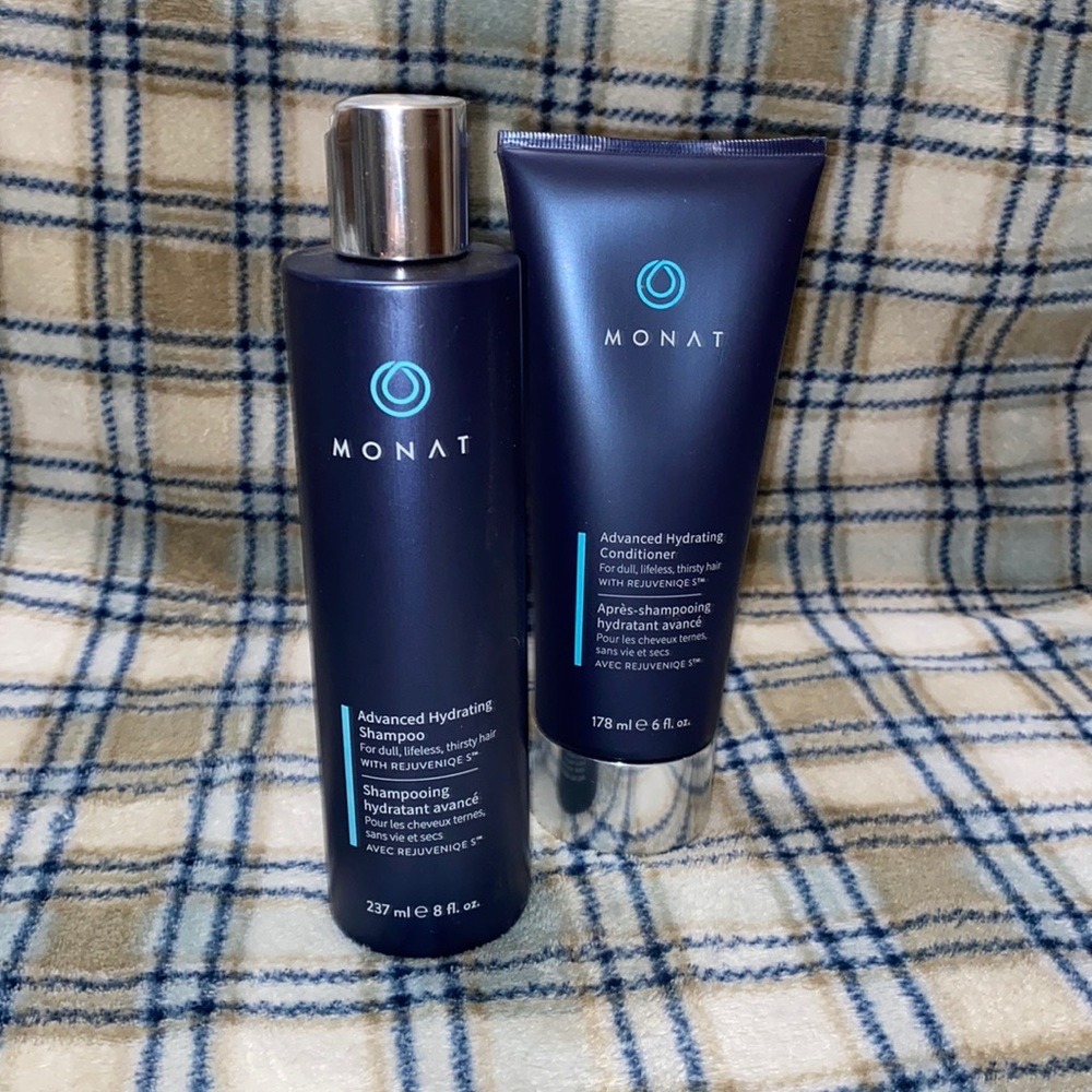 Monat Advanced Hydrating Shampoo + Conditioner